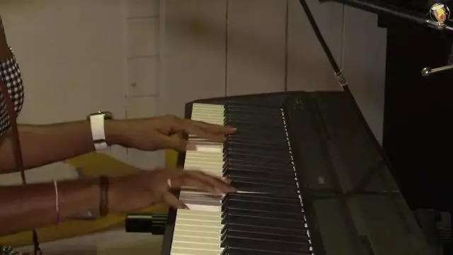 Portraits : deux jeunes musiciennes de talent réjouissent les scènes marie-galantaises