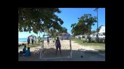 rencontre hand ball organisé par l'UNSS sur la plage du 3ème Pont