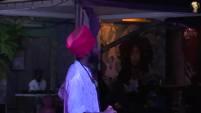 Une soirée dédiée à l'art à Grand Bourg avec un défilé de Coiffes