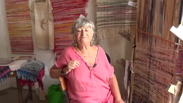 Artisanat et Préservation : Michele Sayanoff artiste itsserande expose ses créations chez Zeles à St Louis