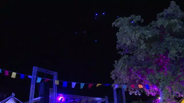 Son et lumières à Capesterre : la fête illumine la place Felix Eboué