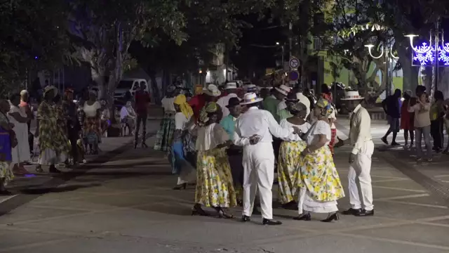 Liannaj Quadrille à Grand Bourg autour de la 4ème Figure Pastourelle